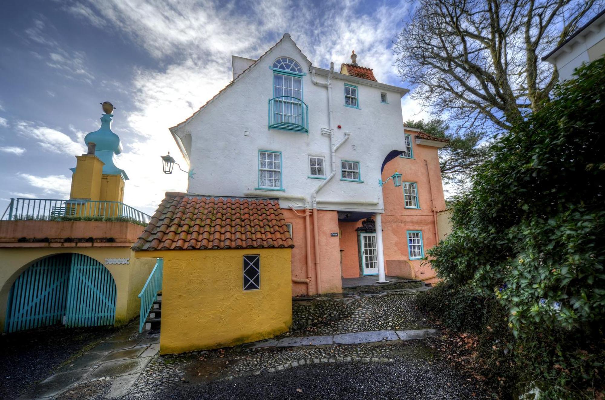Portmeirion Village & Castell Deudraeth Porthmadog Exteriör bild