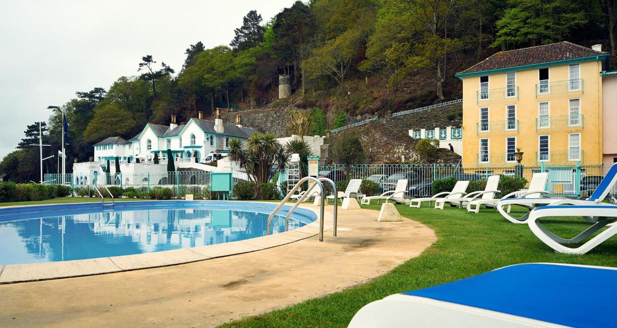 Portmeirion Village & Castell Deudraeth Porthmadog Exteriör bild