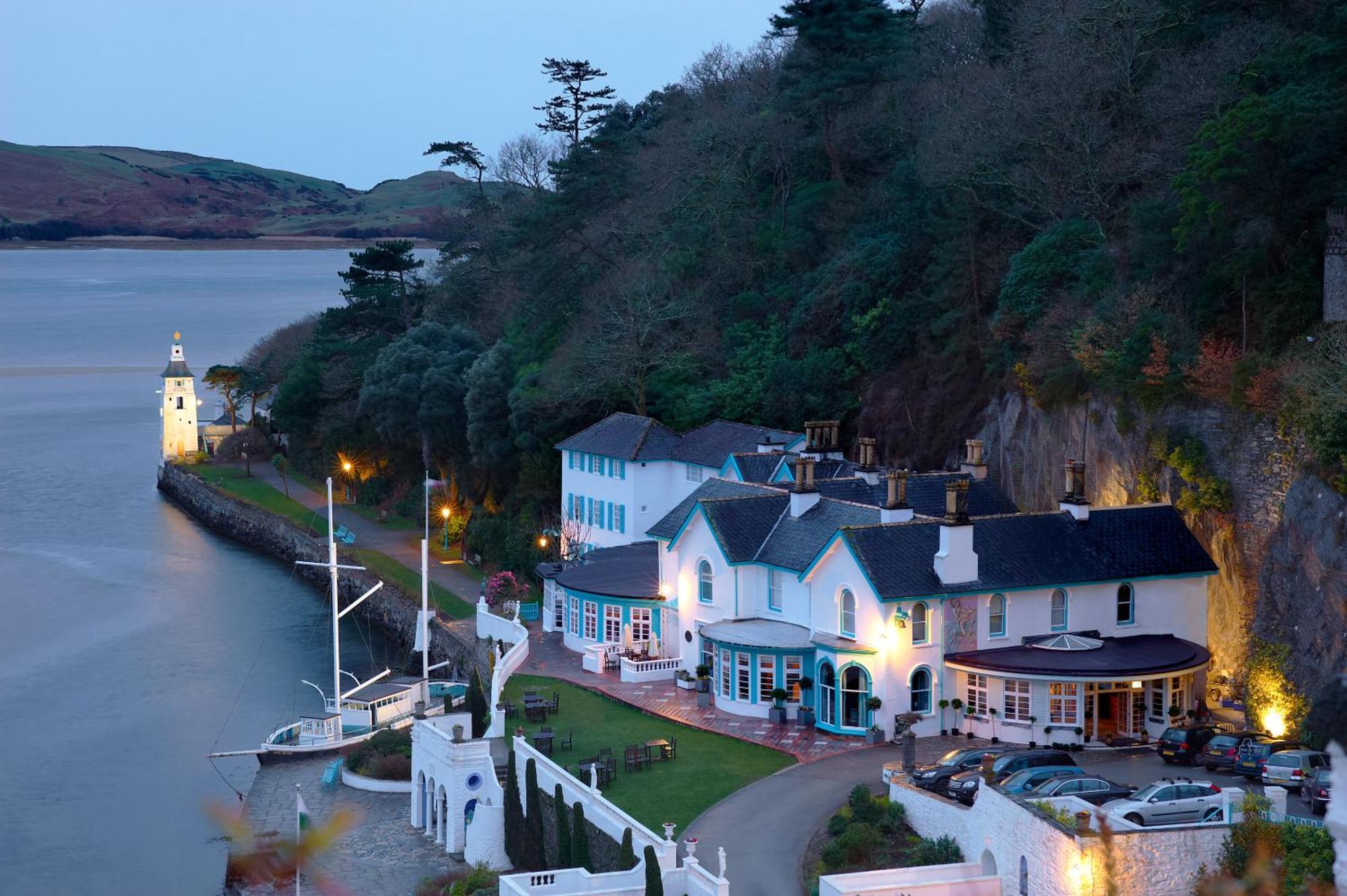 Portmeirion Village & Castell Deudraeth Porthmadog Exteriör bild